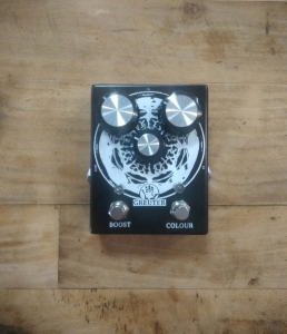 colourboostblack_arkguitarsmusicshop.jpg